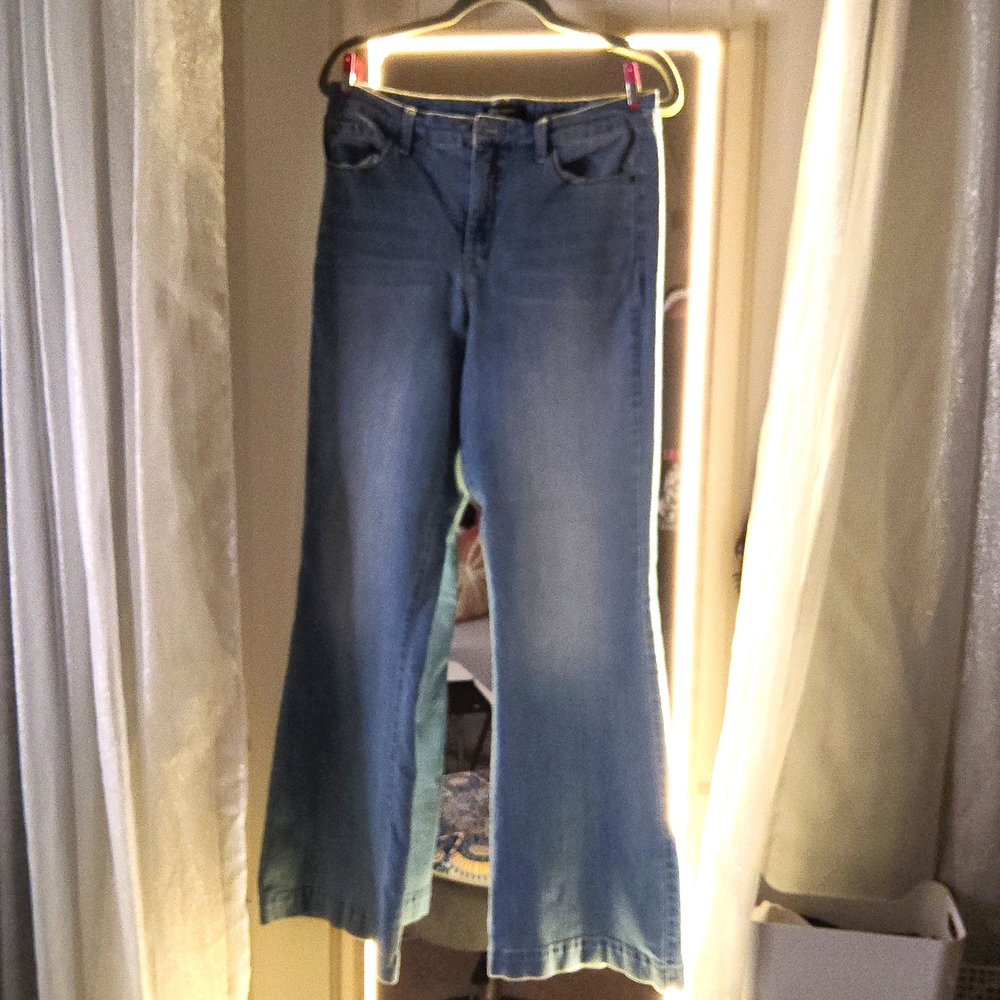 Nine West Bellbottom Washed Blue Jeans